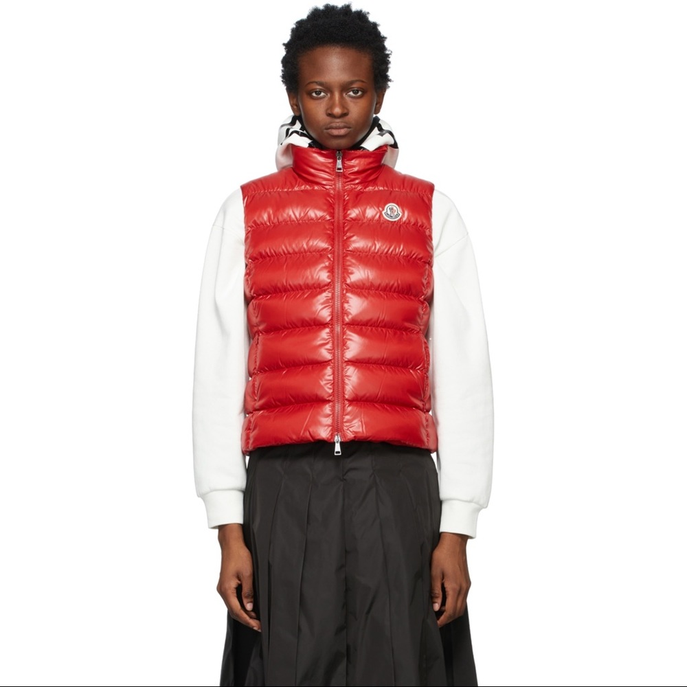 SALE!!! 💯Authentic Red Moncler Puffer Vest Size Large